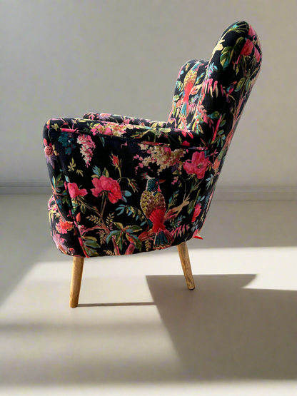Black Paradise Velvet Armchair
