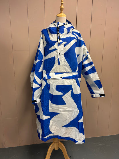 Timo Kuilder Blue Dance Rain Poncho