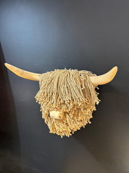 Highland Cow natural