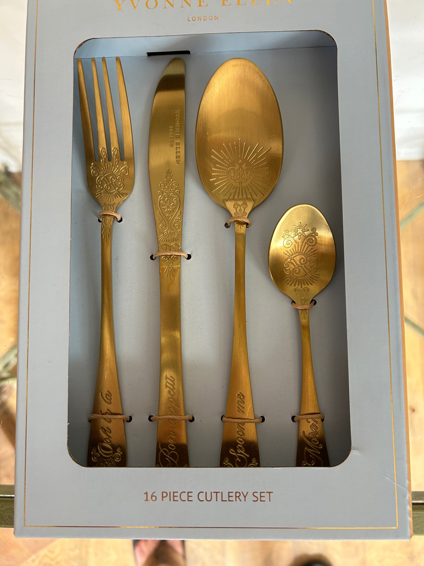 Gold Cutlery set