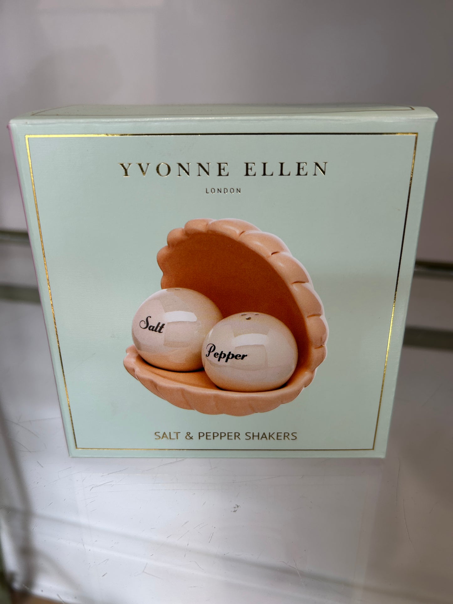 Salt & Pepper shakers
